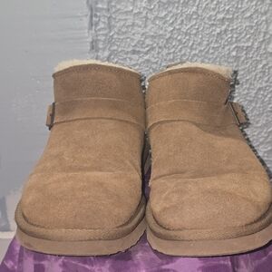 Bearpaw PAWZ Amy Youth Girls  Suede Boots size 7. New In Box.